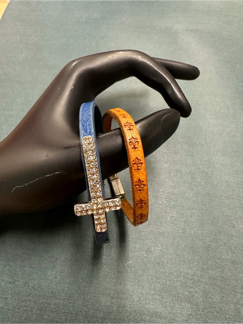 Distressed Leather Bracelet Bundle Set Of 2 B12